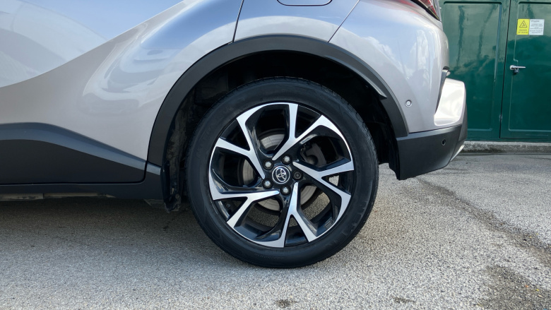 Toyota C-HR 1.8 Hybrid Dynamic 5dr CVT Hybrid Hatchback